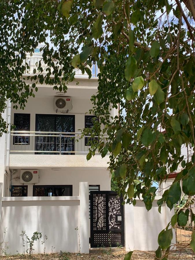 3 Bedroom Family Pool Villa Flic-En-Flac Beach Extérieur photo